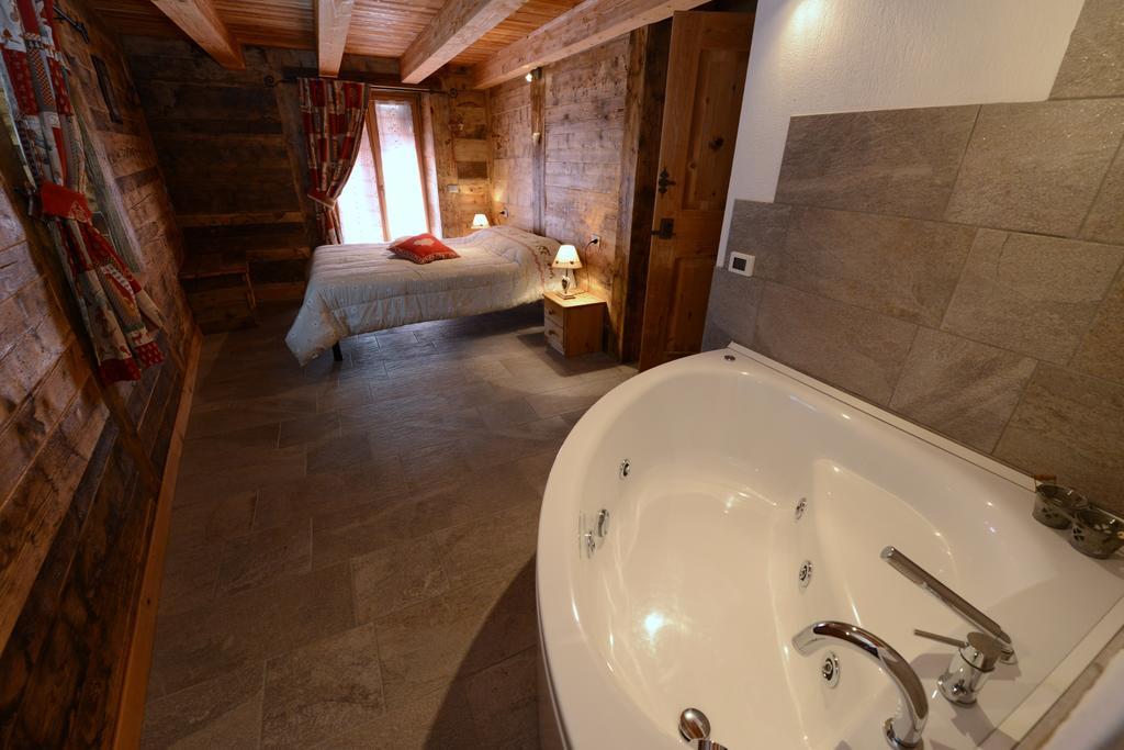 Vieilles Maisons D'Introd Kültér fotó