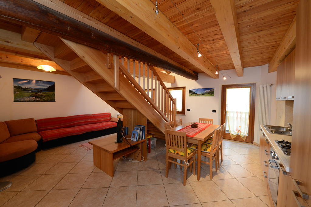 Vieilles Maisons D'Introd Szoba fotó