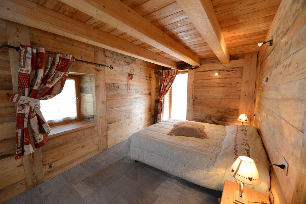 Vieilles Maisons D'Introd Szoba fotó