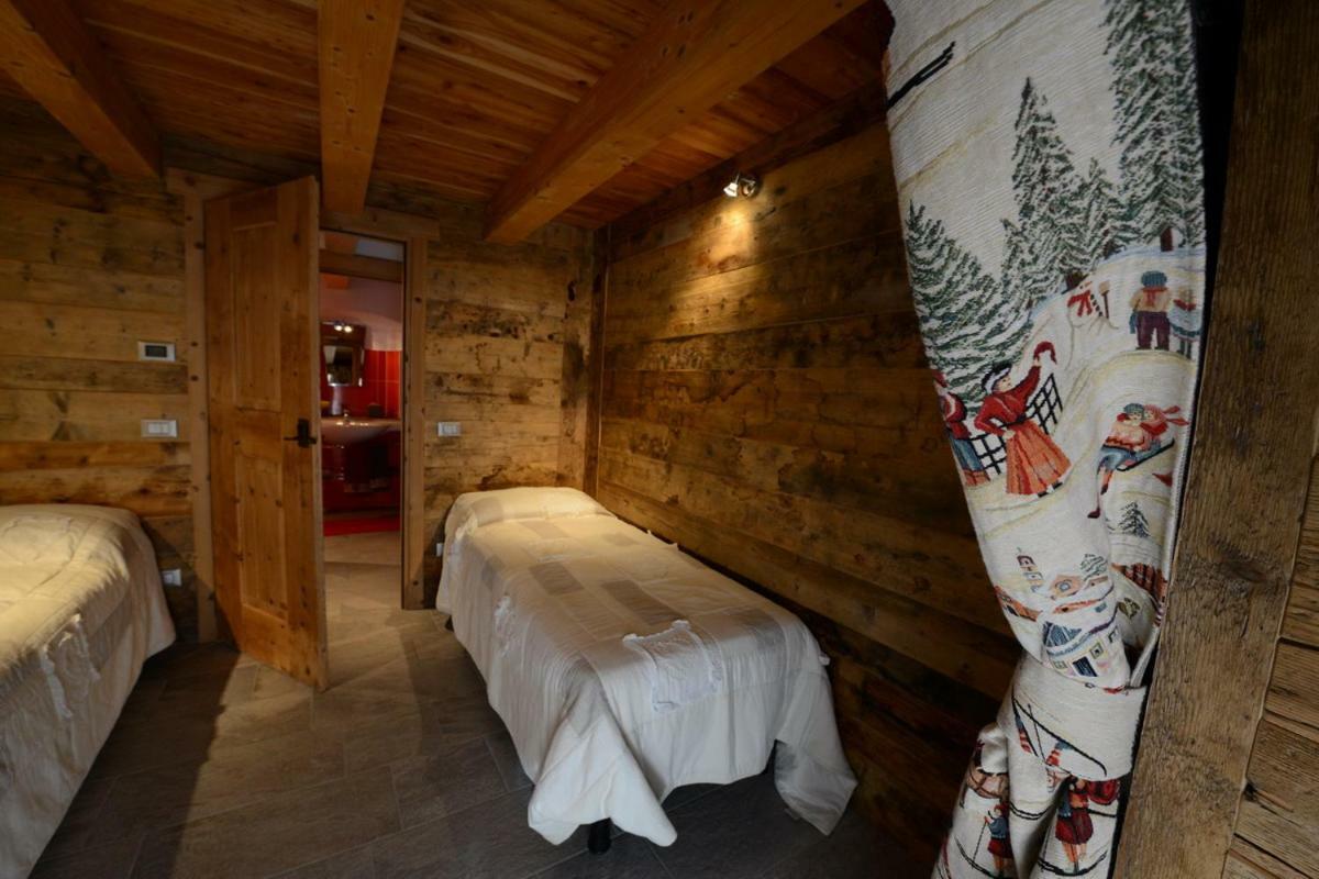 Vieilles Maisons D'Introd Kültér fotó
